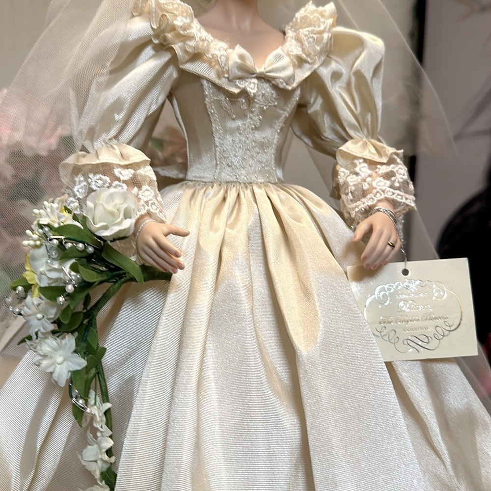 Franklin Mint Princess Diana. The People’s Queen of Hearts. - Picture 7 of 15